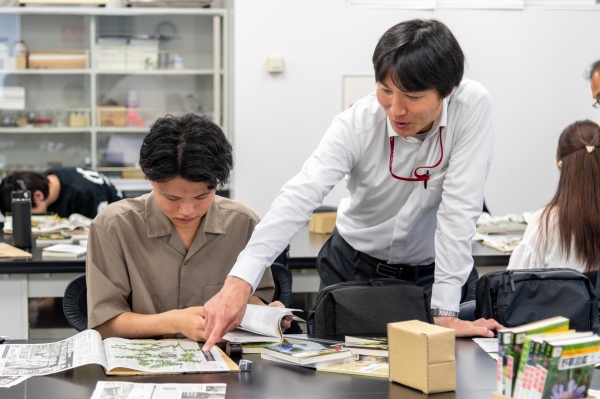 生物学実験Ⅰ・Ⅱの授業風景