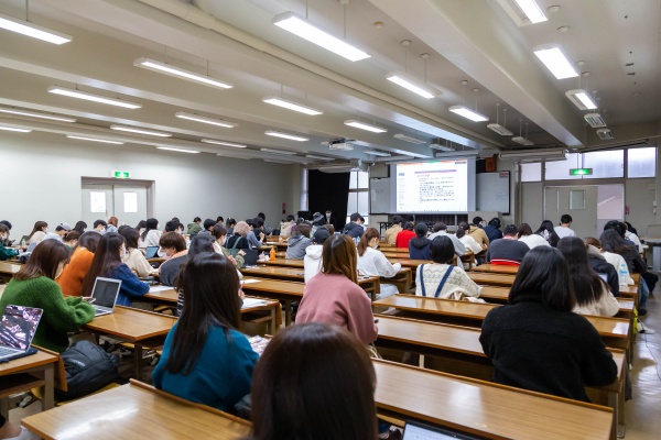 臨床心理学概論の授業風景