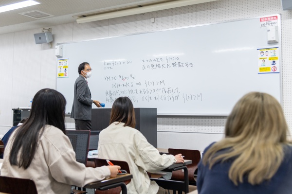 微分積分学IIの授業風景