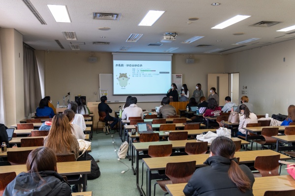 哲学の諸問題の授業風景