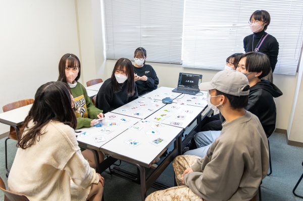 科学コミュニケーションゼミ（専攻演習Ⅰ・Ⅱ）の授業風景