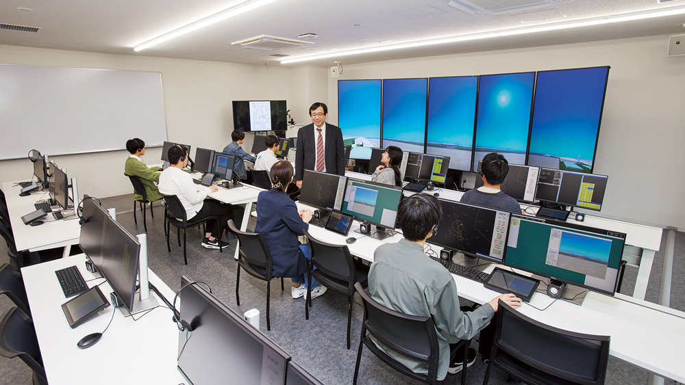航空管制コースの授業の様子