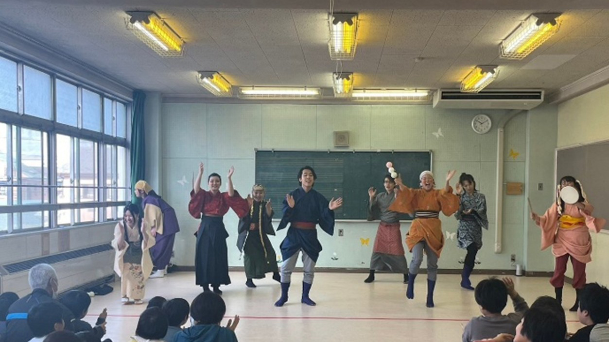 相模原療育園におけるアウトリーチ公演（相模原市）