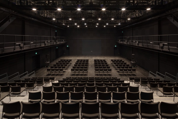 ストーンズホール（桜美林芸術文化ホール内）