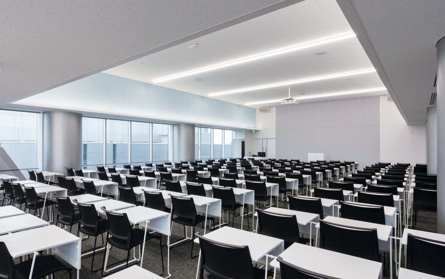大教室［SKY Field Hall］（提撕館）の画像