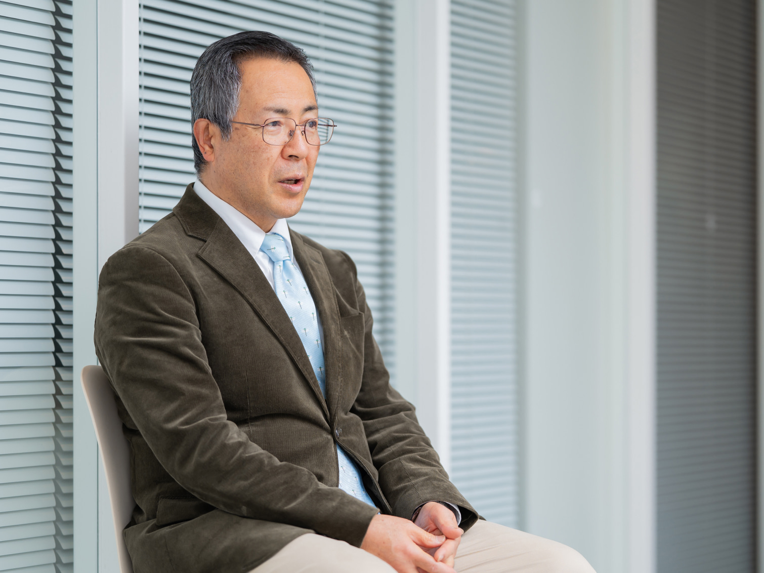 国際法と国際政治学の研究背景について語る佐藤考一先生