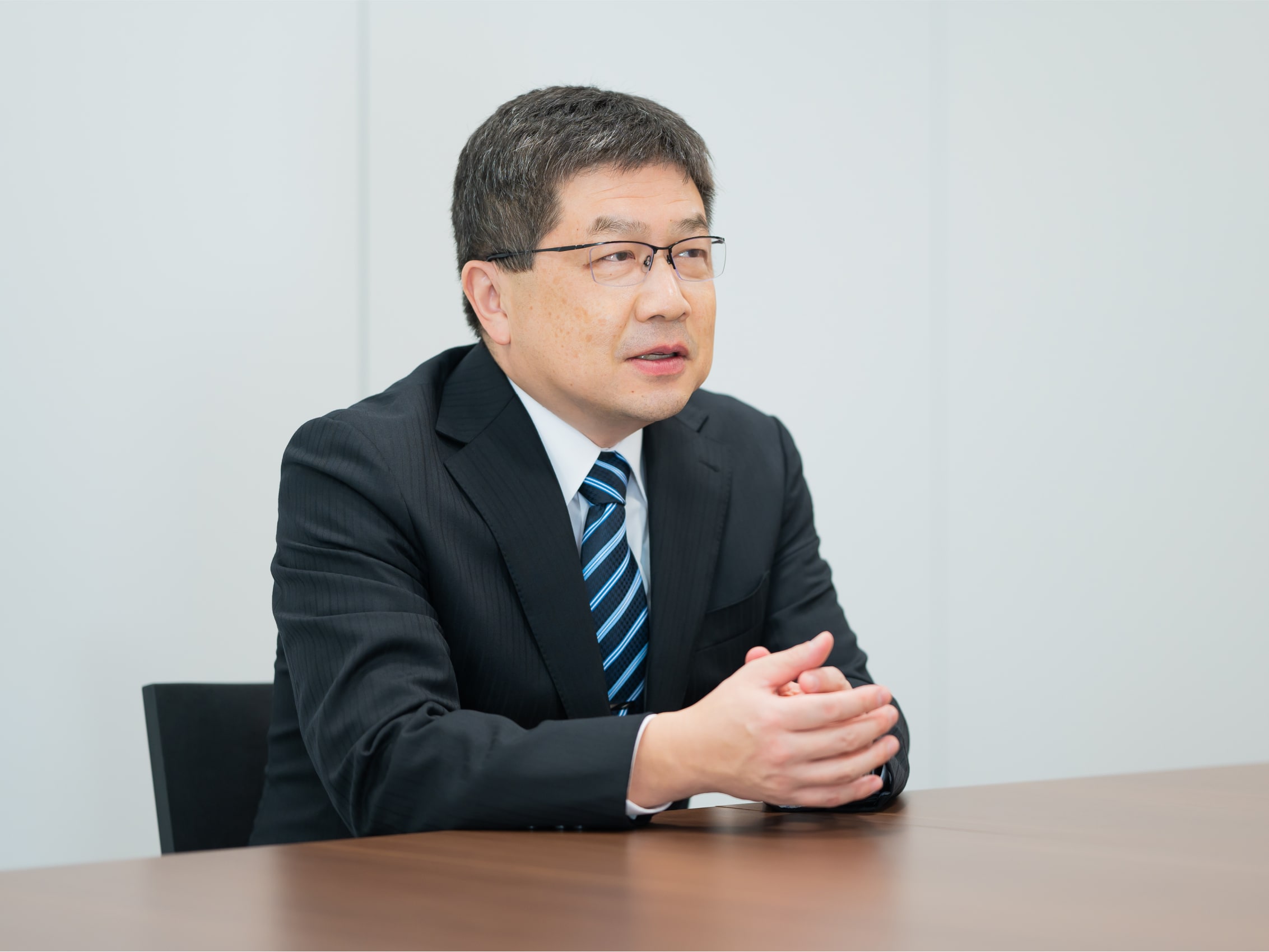 中高年の働き方や意欲についての研究を語る種市康太郎先生
