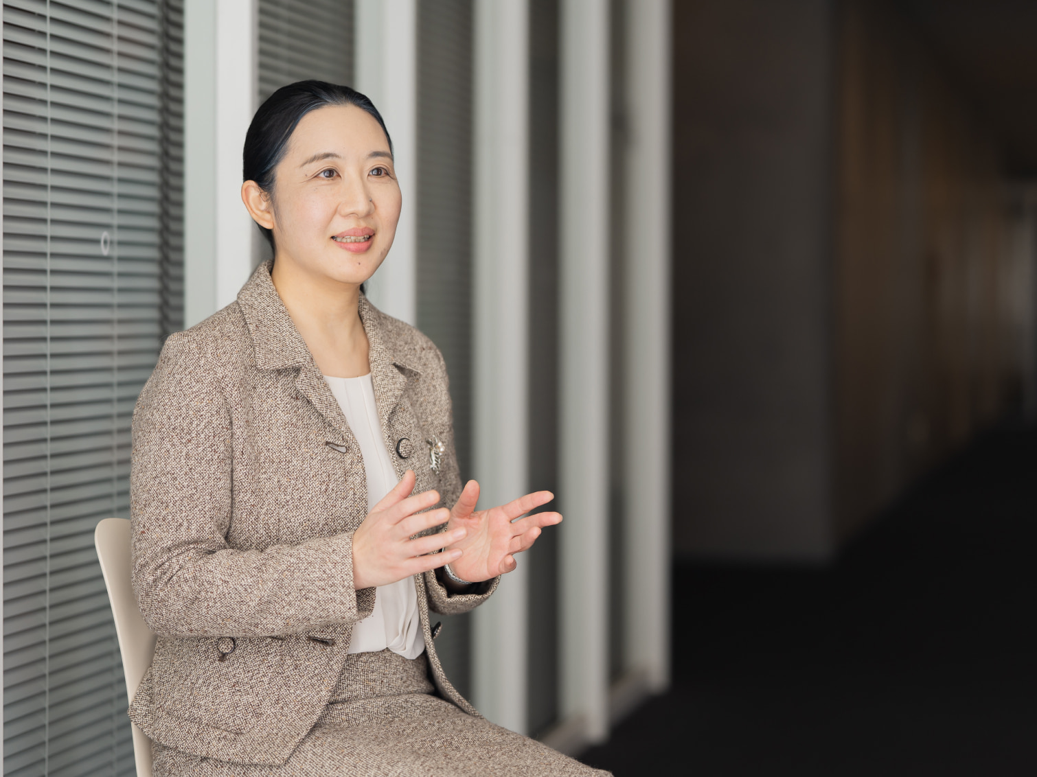 日英のボランティア活動の違いと女性史の研究について語る出島有紀子先生