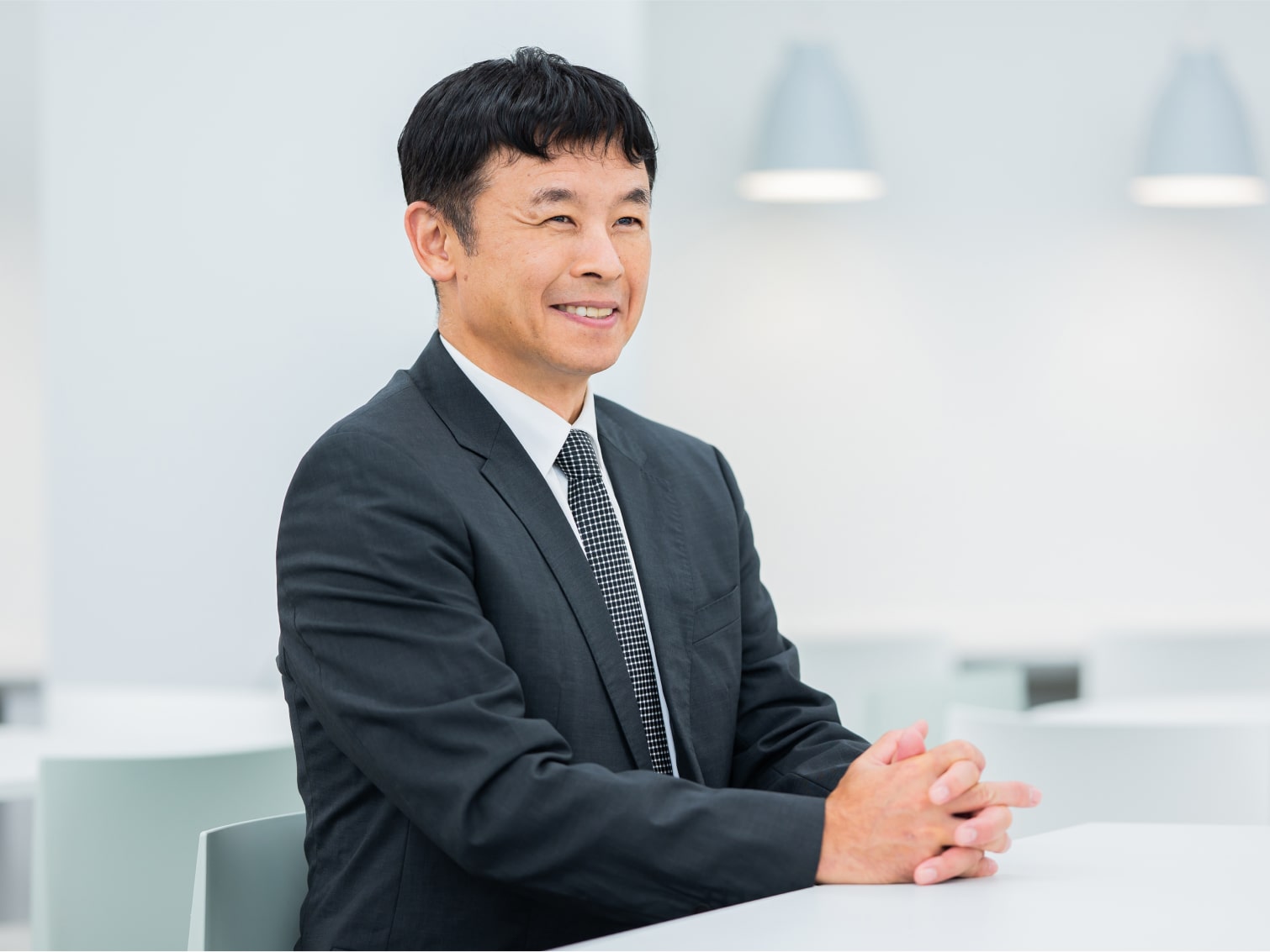 ジャンボ機操縦の経験とパイロット養成の歩みについて語る伏見雅治先生