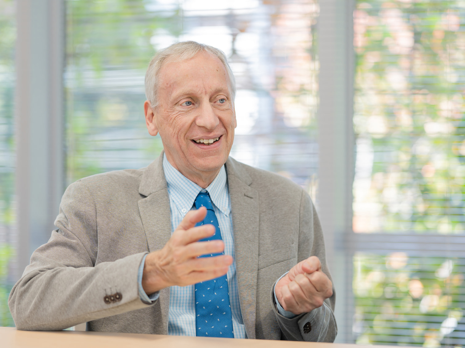 宣教師の息子として日本で過ごした経験について語るメンセンディーク ジェフリー先生