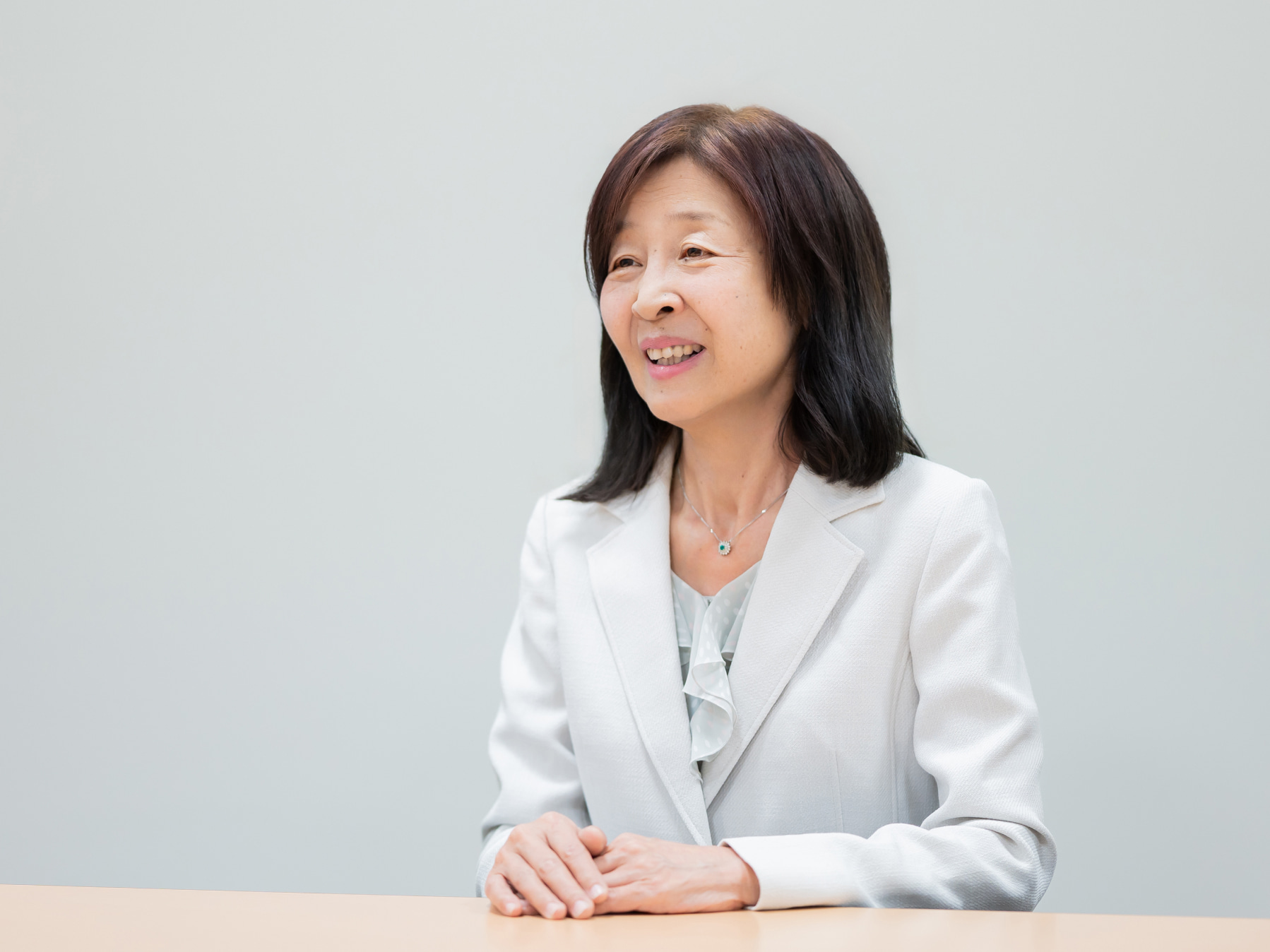 大條あこ先生がインタビューに応じている様子