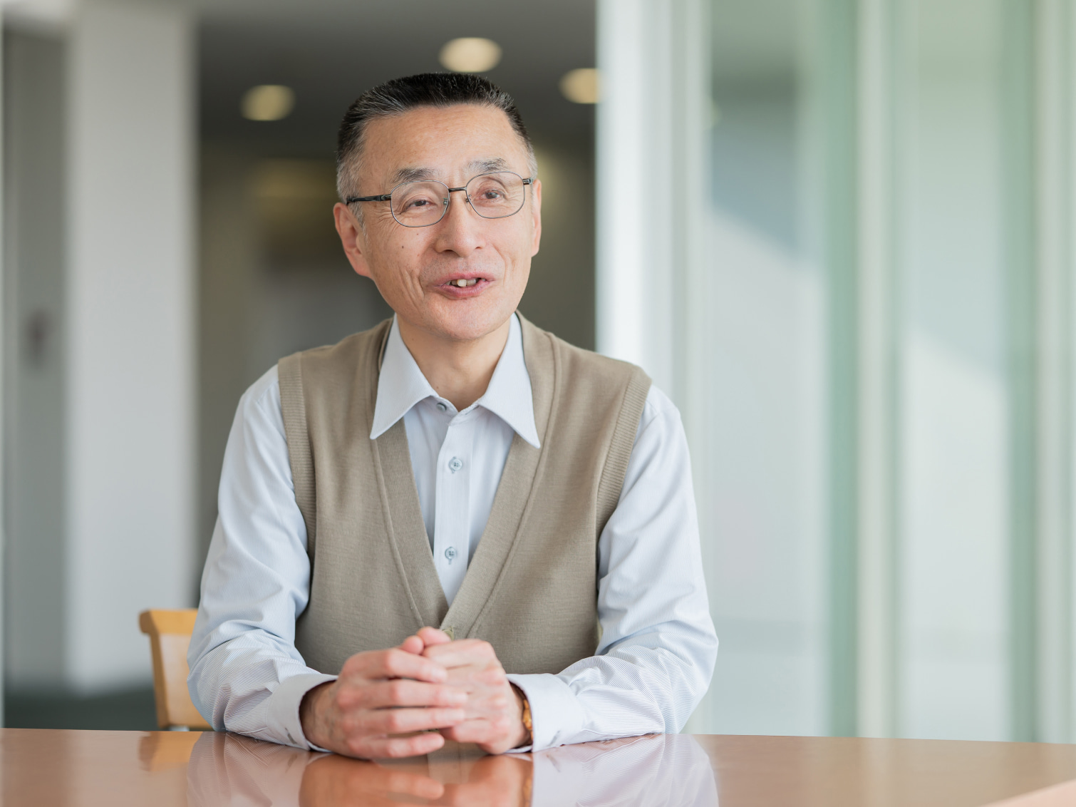 高齢者のうつ予防プログラムの研究について語る新野直明先生