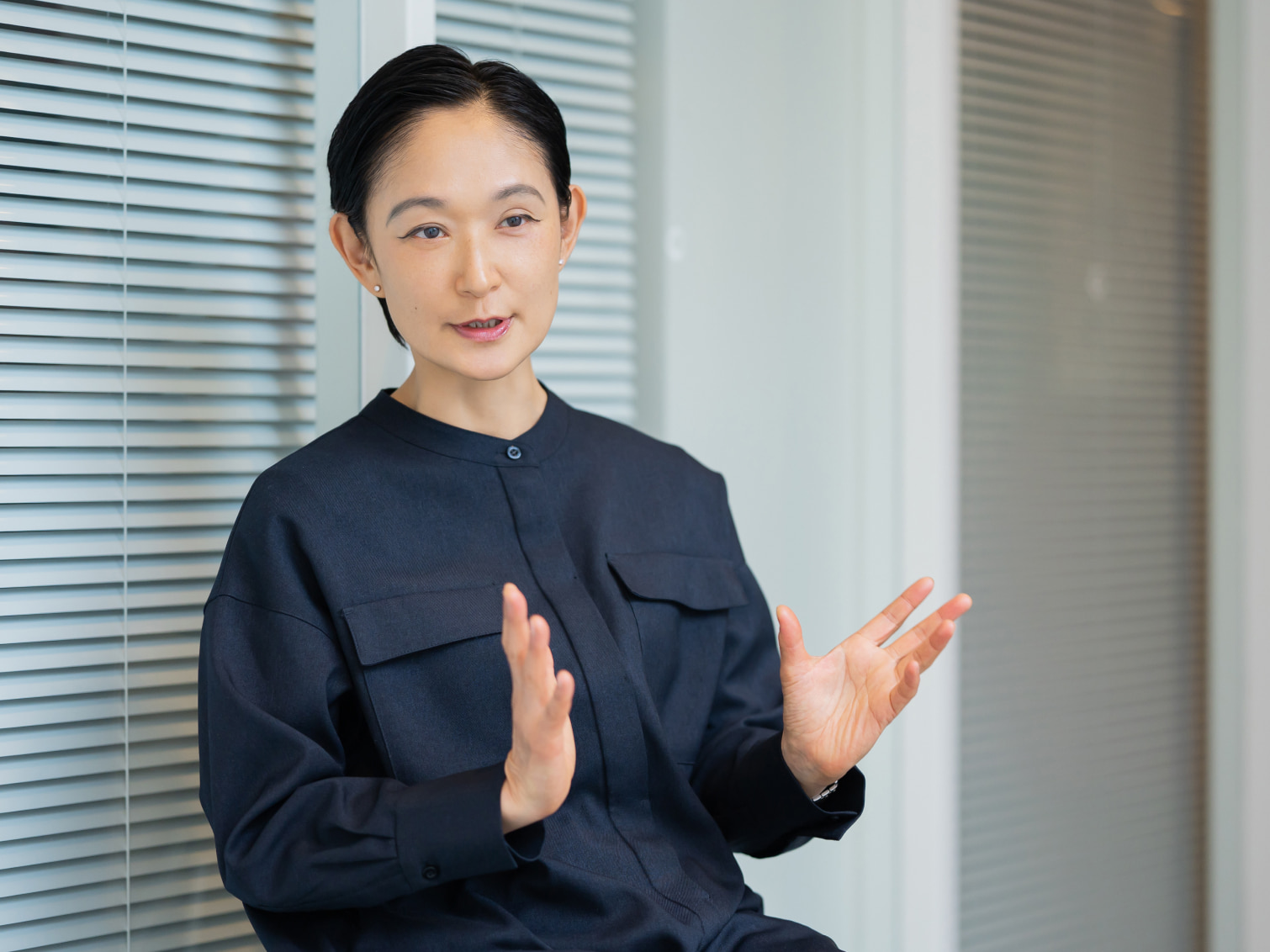 コンテンポラリーダンスの創作スタイルについて語る北村明子先生