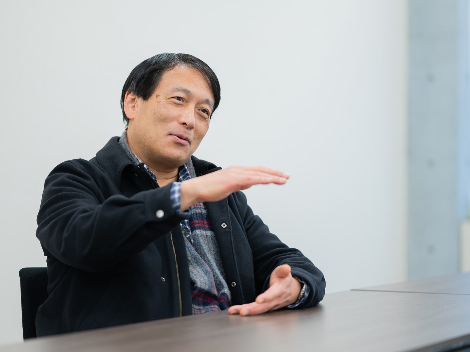 音楽の意味の捉え方と認知の違いについて語る高岡明先生
