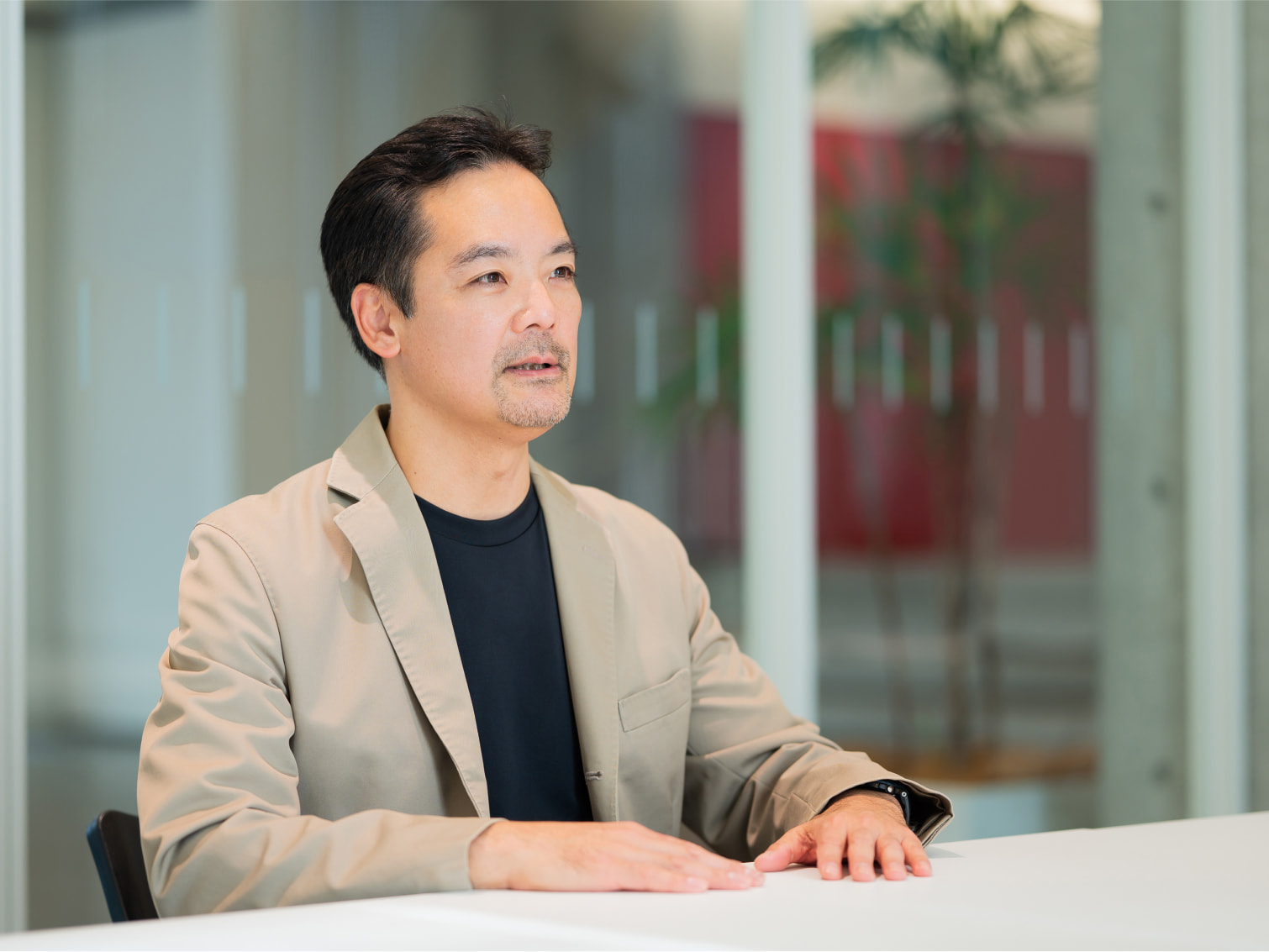 日本における英語教育の問題点について語る五十峯聖先生