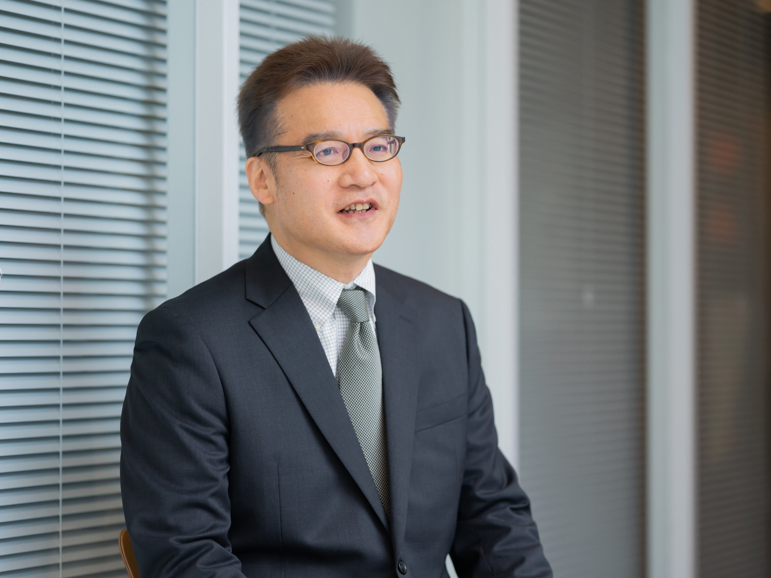 教材と授業の工夫について語る黒田史彦先生