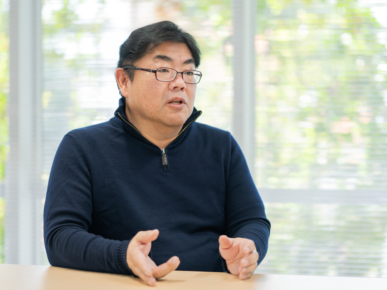 バブル景気の崩壊やデフレーションについて語る池田聡先生