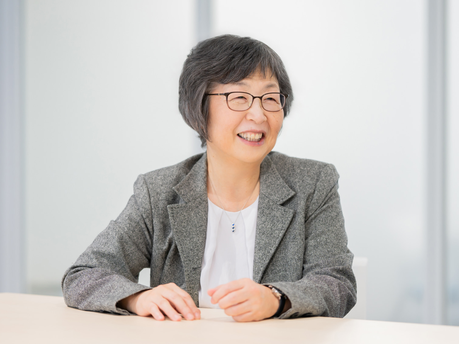 児童心理学を学ぶきっかけとなった経験について語る長田由紀子先生