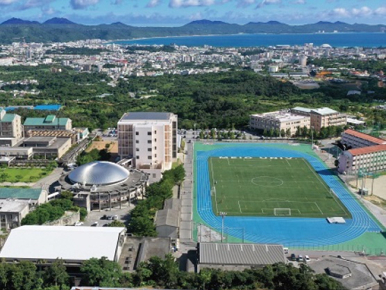 名桜大学の外観
