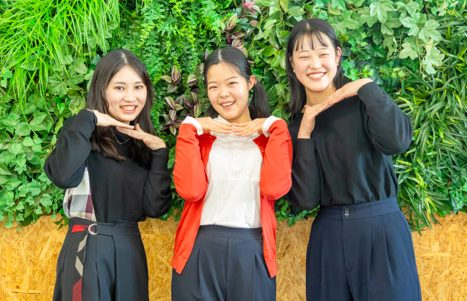 学群違えばコミュ力も違う？ガールズトーク