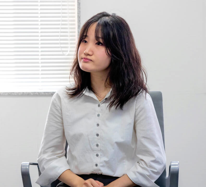 本日は全員4年生ですね。まずは自己紹介をお願いします。