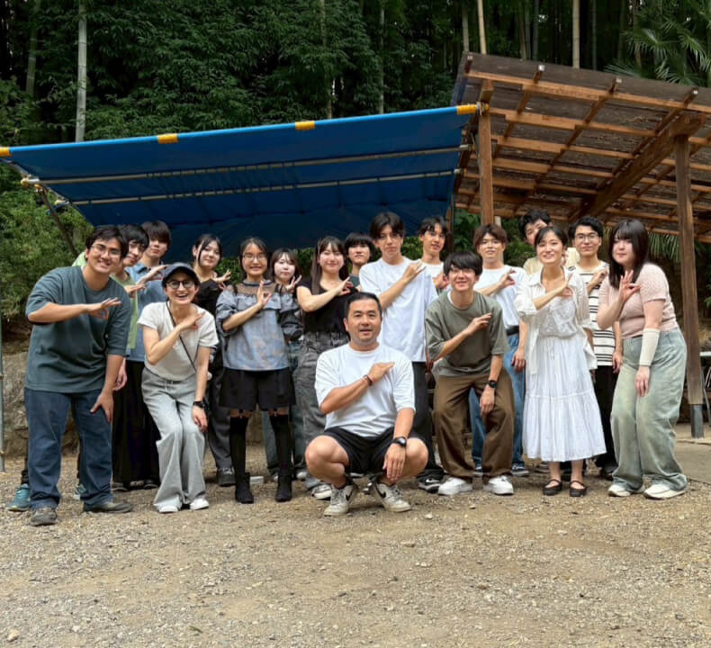 それぞれ全然違う分野の人とコミュニケーションを取っていますね。人とコミュニケーションする時に考えることは何ですか?